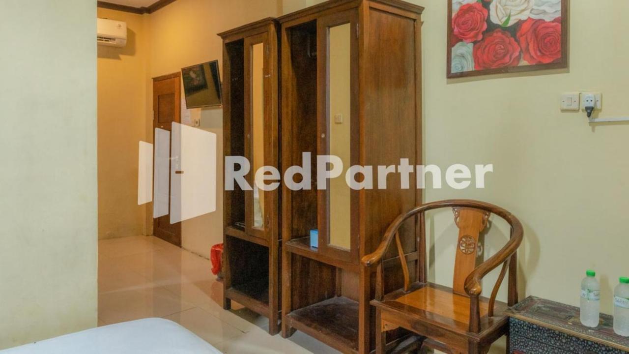 Vandhela Homestay Syariah Mitra Reddoorz สุราบายา ภายนอก รูปภาพ